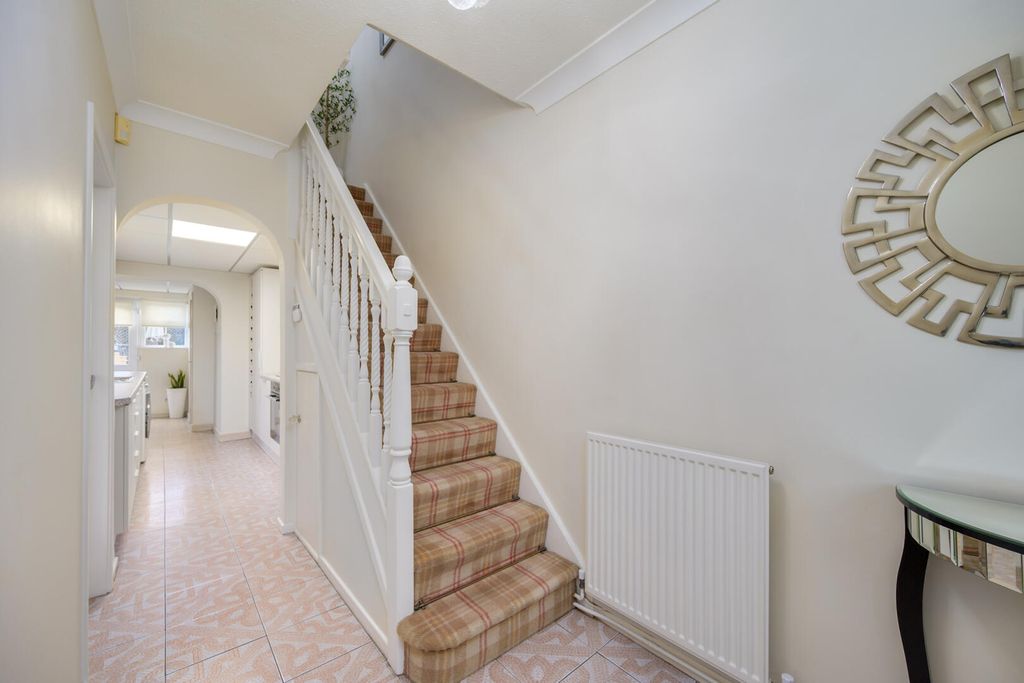 Property photo 2 of 33 Hallway