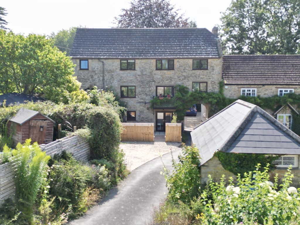 Property photo 1 of 19