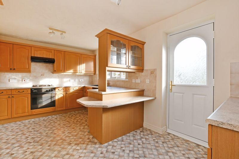 Property photo 3 of 29 Kitchen