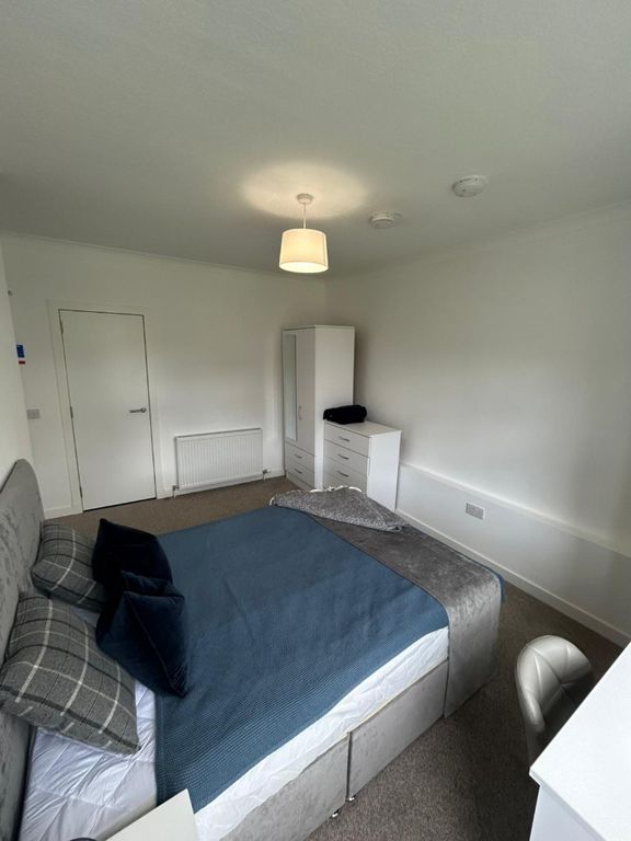 Property photo 3 of 13 Photo 3