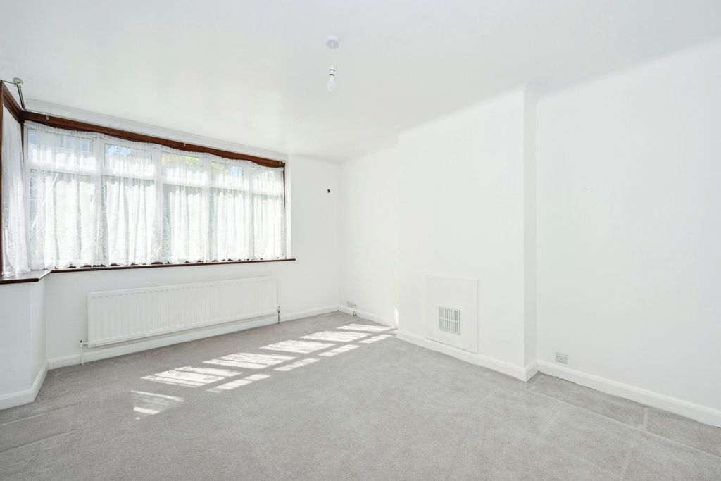 Property photo 2 of 16 Pbox-Img.Jpg