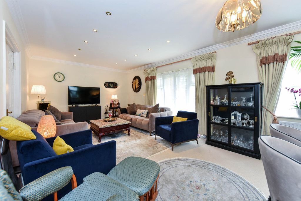 Property photo 1 of 19