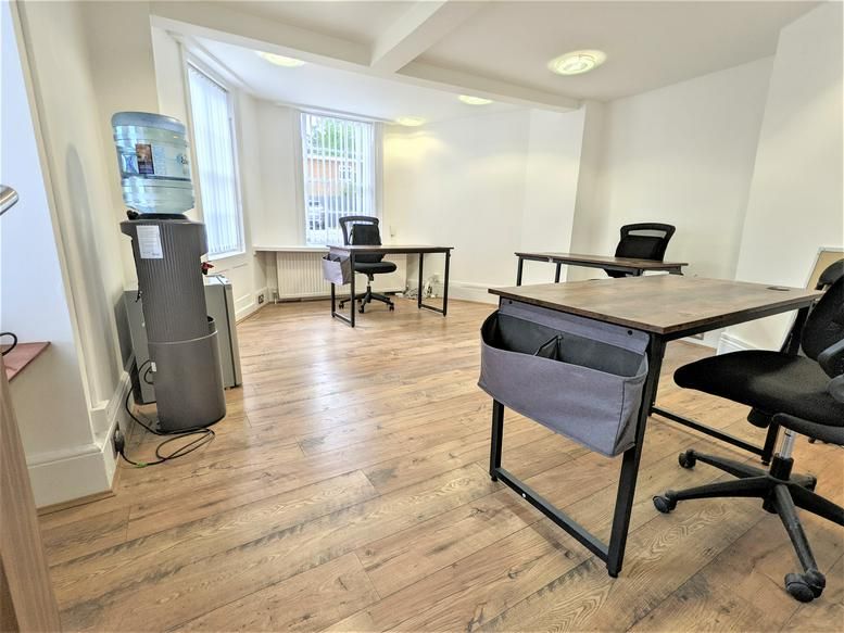 Property photo 3 of 9