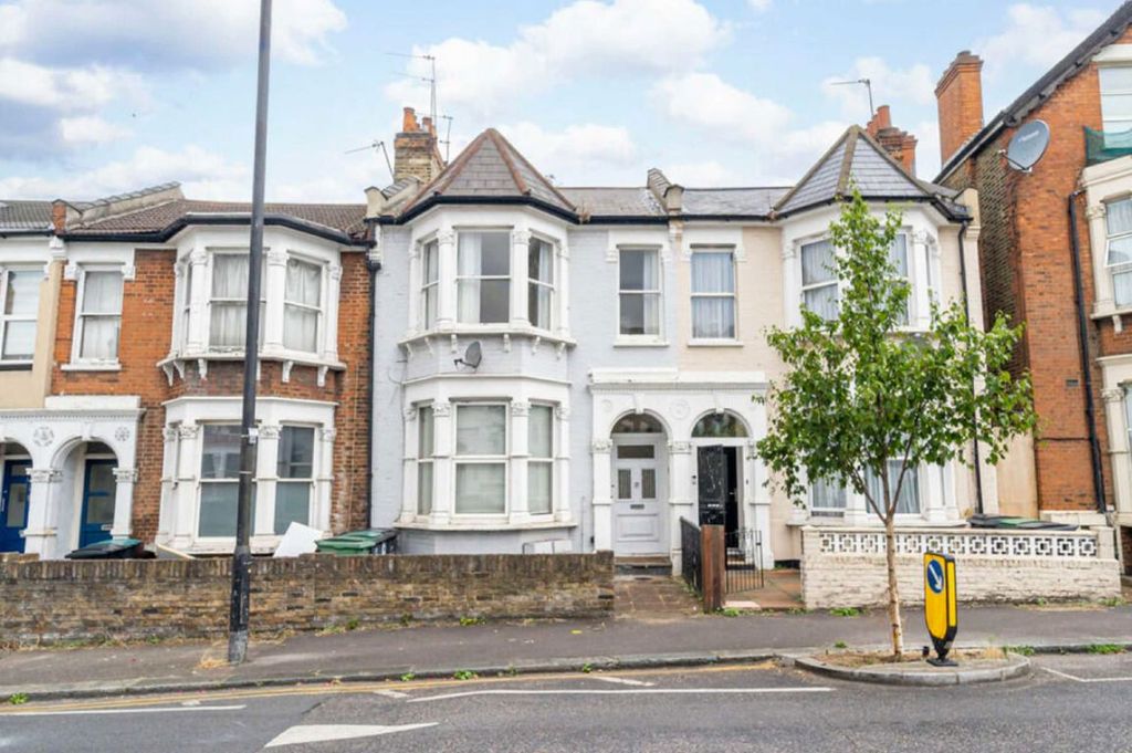 Property photo 1 of 7