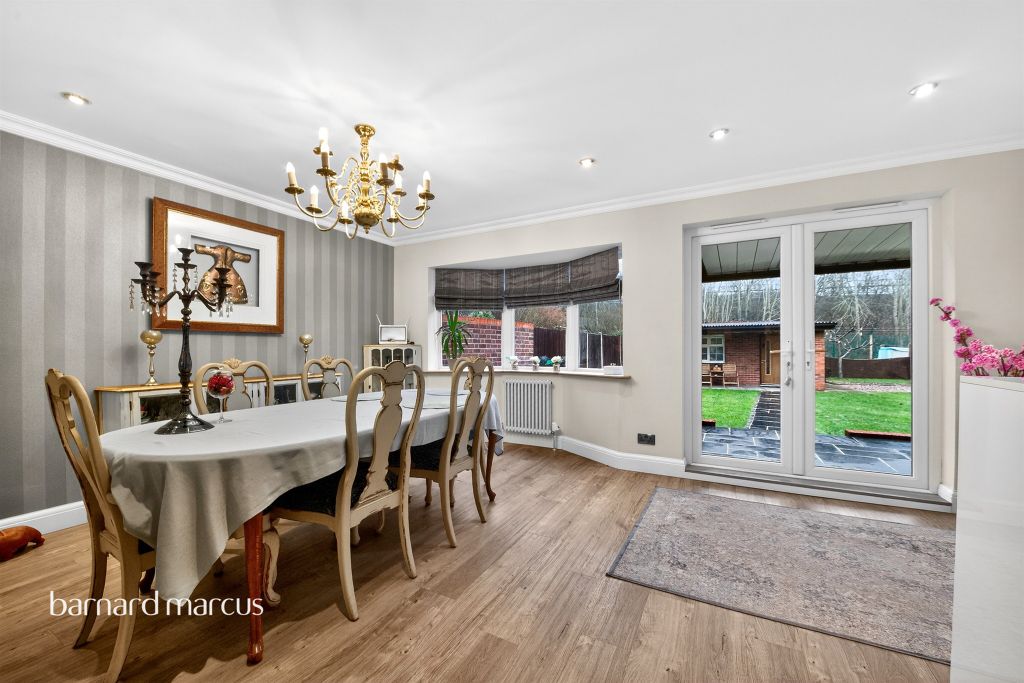 Property photo 3 of 28