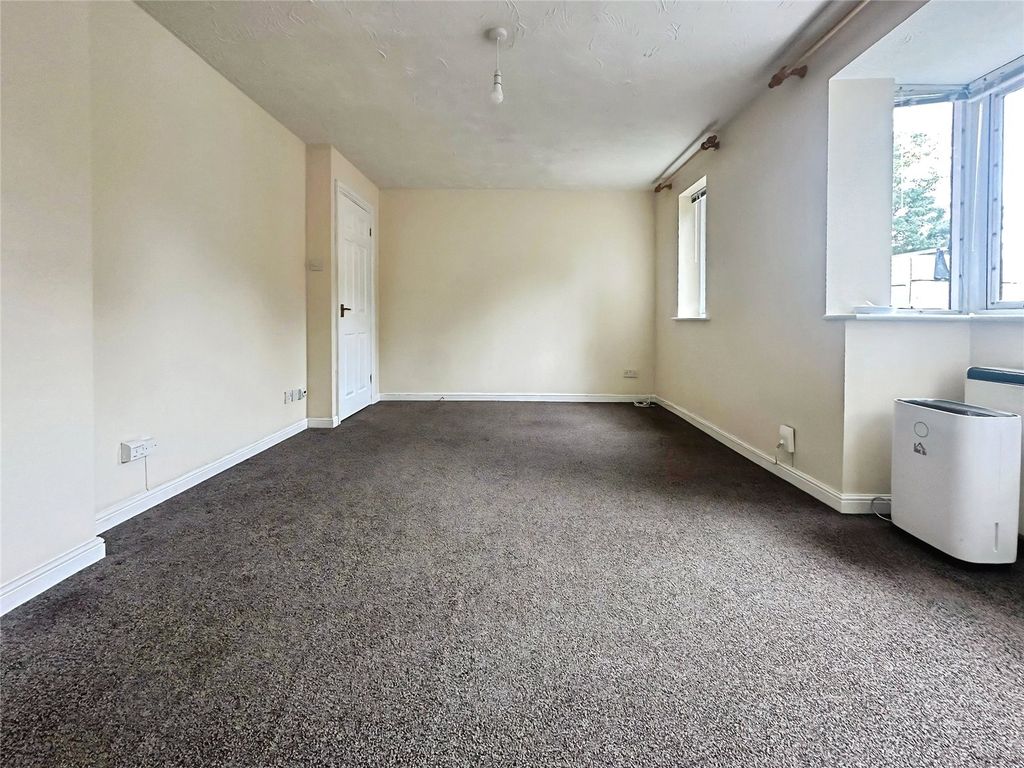 Property photo 2 of 10 Reception Room