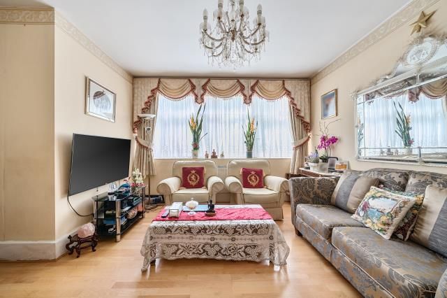 Property photo 3 of 14 Reception Room
