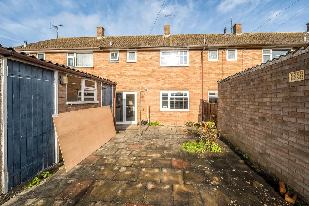 Property photo 3 of 20 Outside View