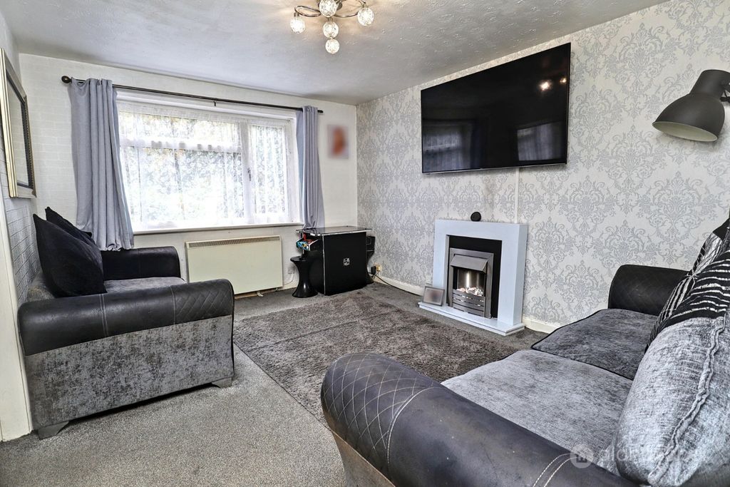 Property photo 3 of 20 5515906