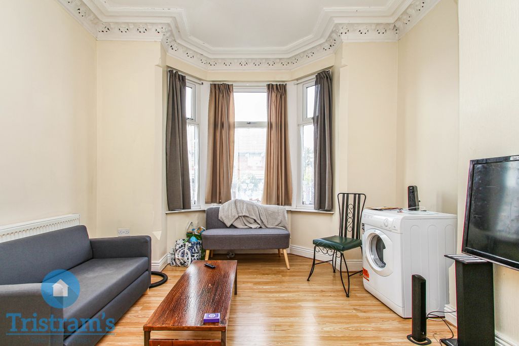 Property photo 3 of 19 Img_1142