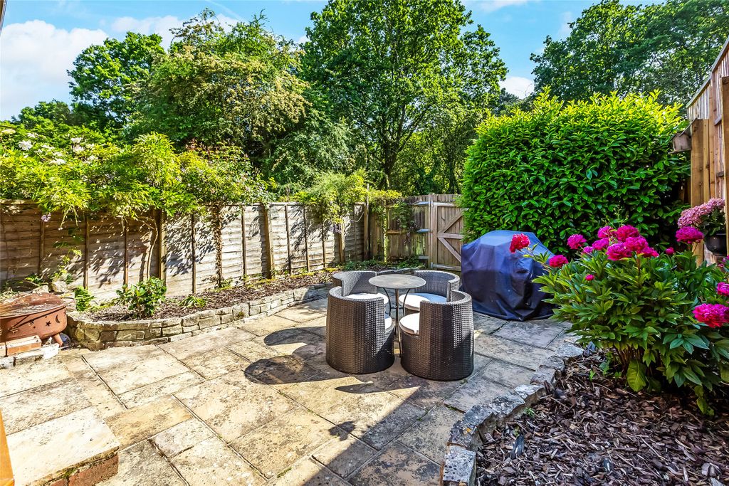 Property photo 3 of 12 Picture No. 13