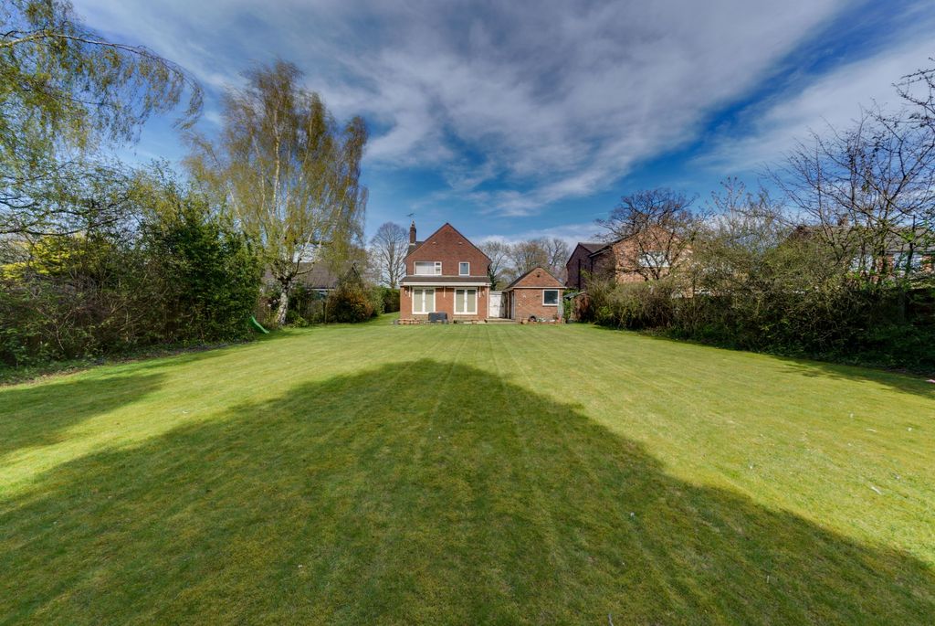 Property photo 3 of 31