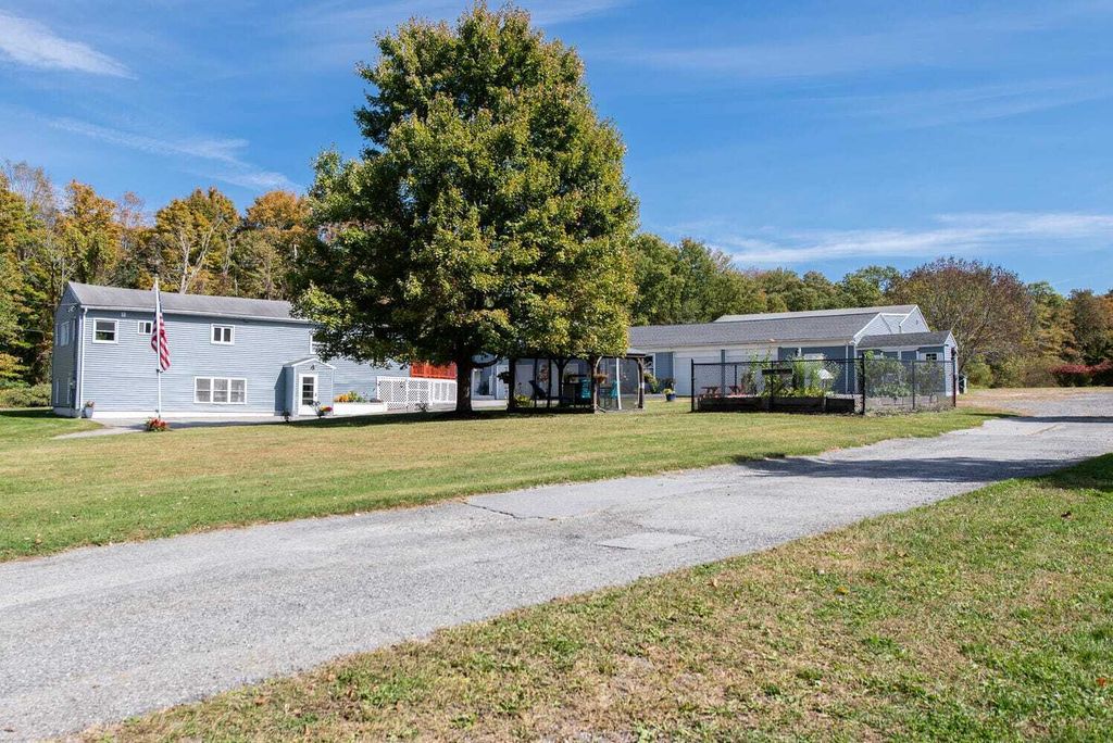 Property photo 1 of 31