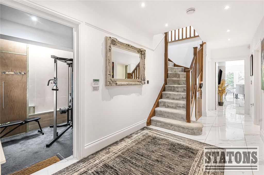 Property photo 3 of 22 Picture No. 36