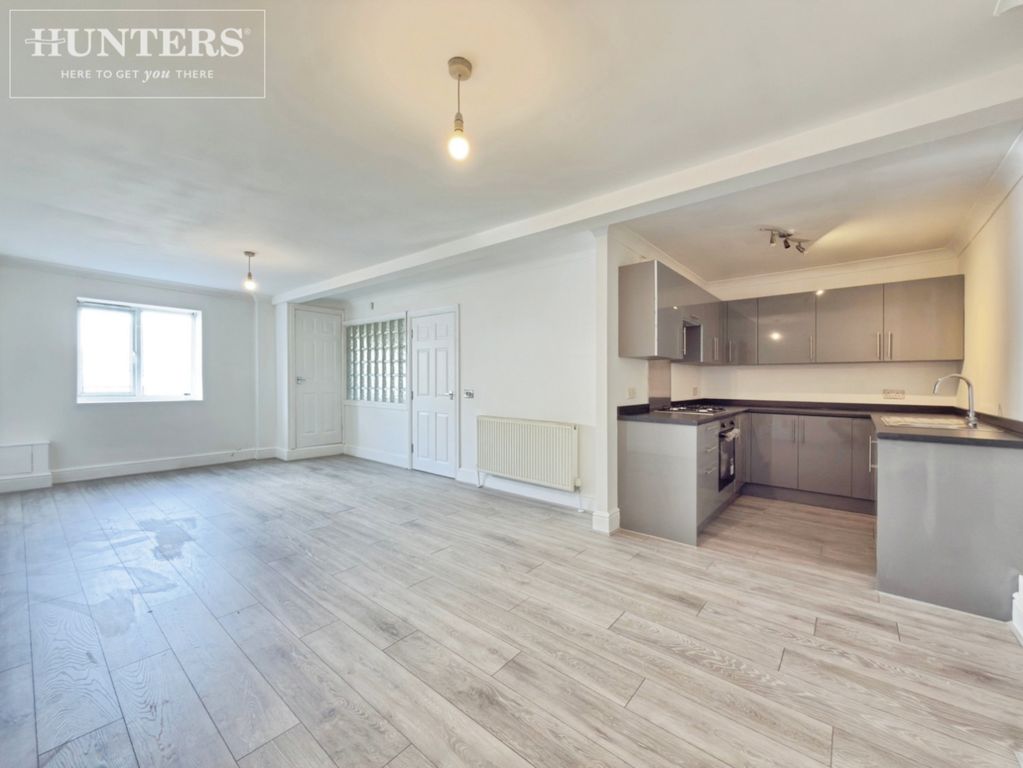 Property photo 2 of 14 Pbox-Img.Jpg