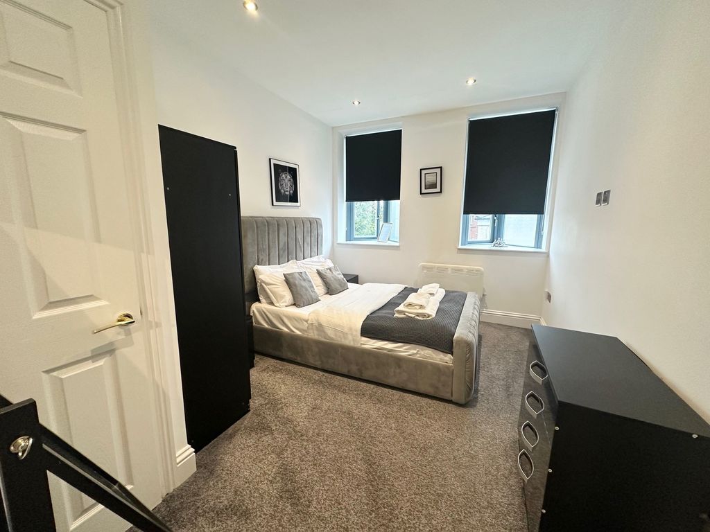 Property photo 1 of 4