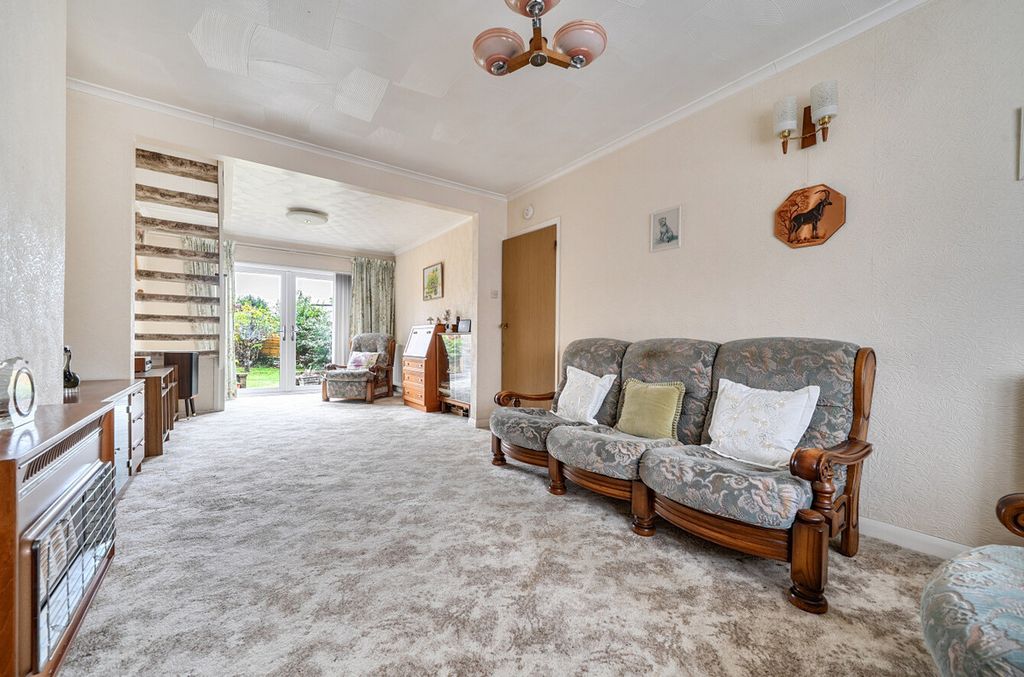 Property photo 2 of 15