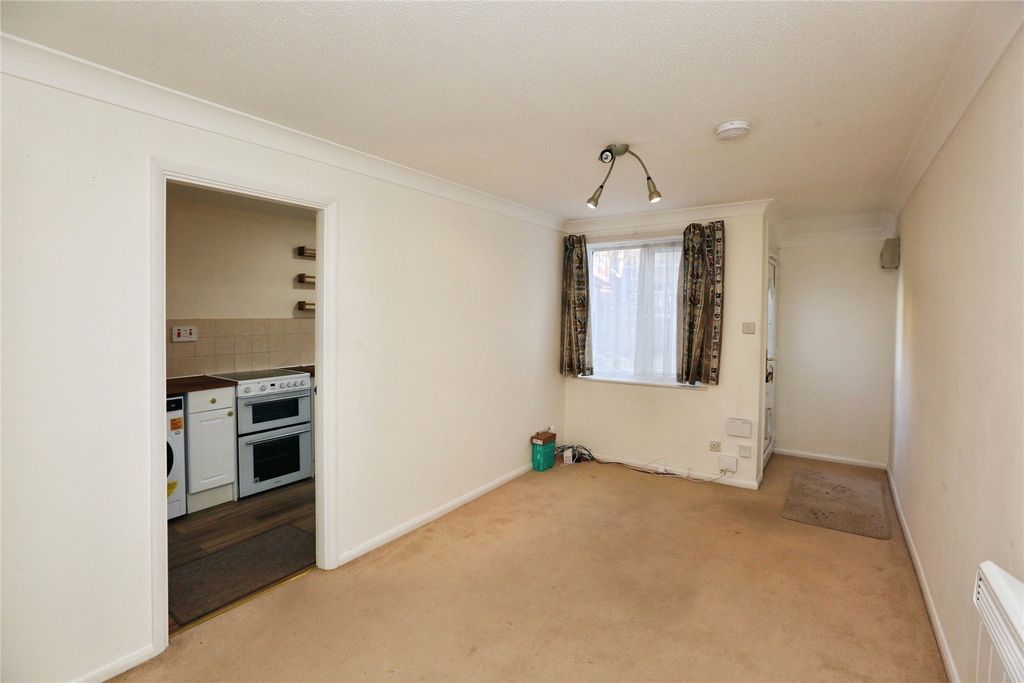 Property photo 3 of 8 Picture No. 08