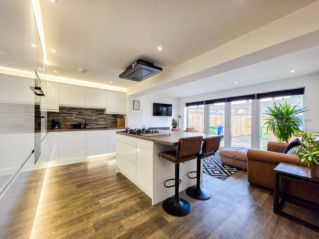 Property photo 3 of 13 Kitchen - Family Room.Jpg
