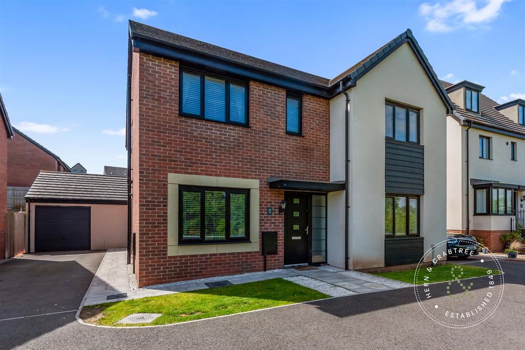 Property photo 1 of 53 Clos-Thomas-51.Jpg