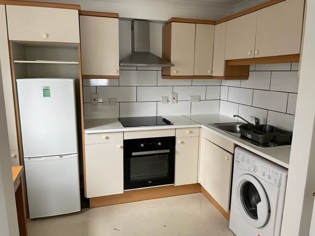 Property photo 3 of 7 5018283