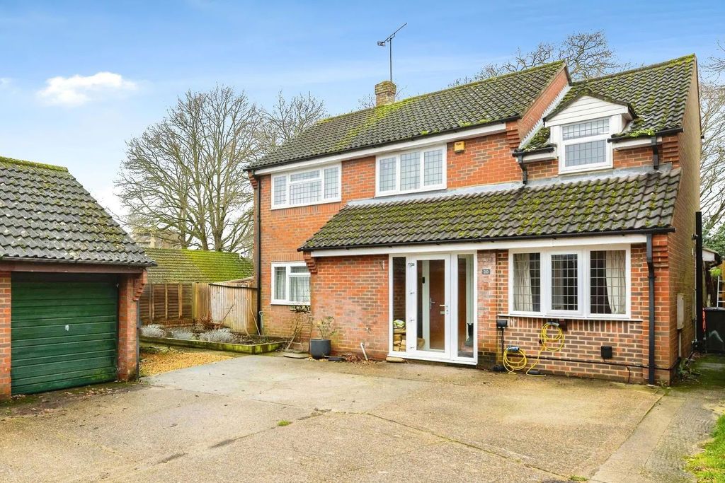 Property photo 2 of 35