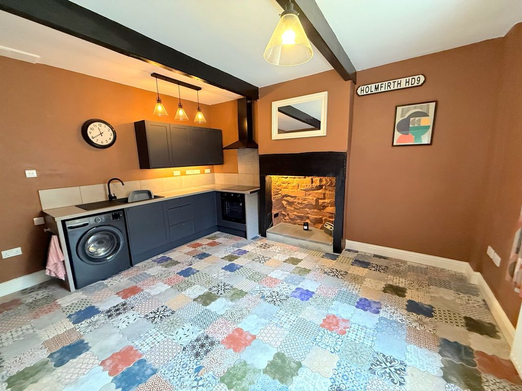 Property photo 2 of 23