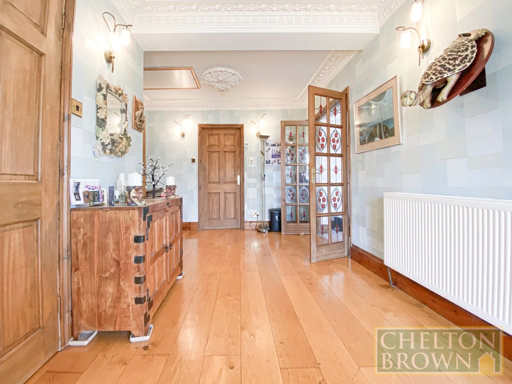 Property photo 3 of 46 Hallway