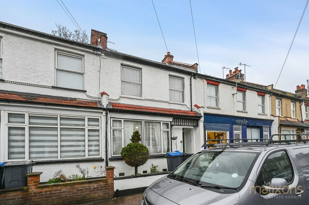 Property photo 1 of 11