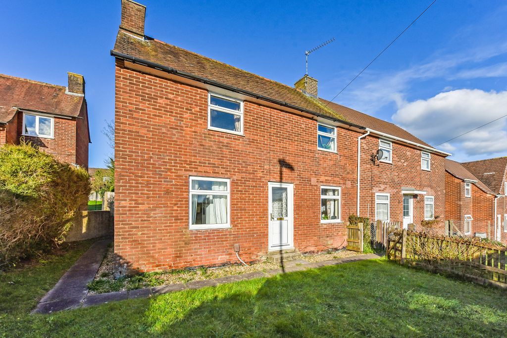 Property photo 2 of 20