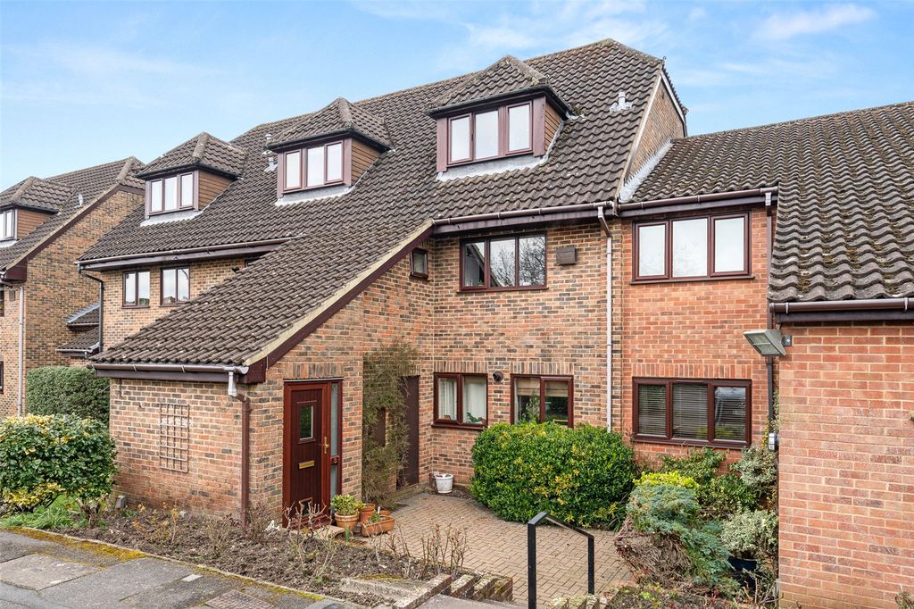 Property photo 2 of 15 Picture No. 16