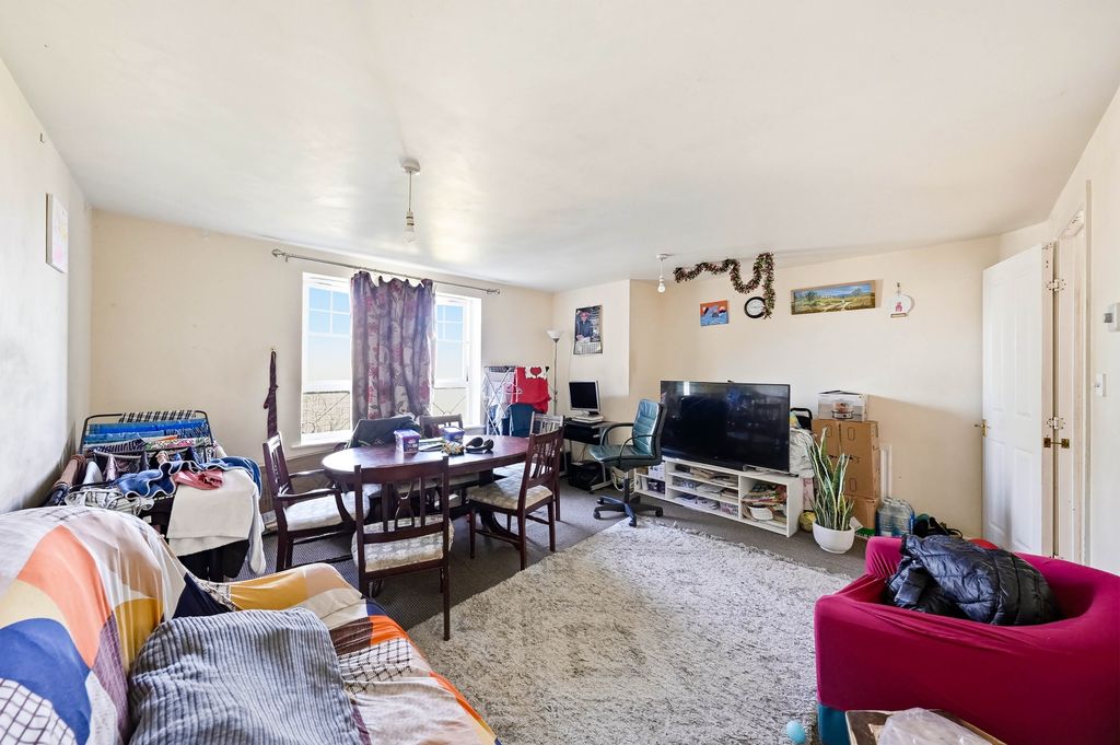 Property photo 1 of 24 Photos-19.Jpg