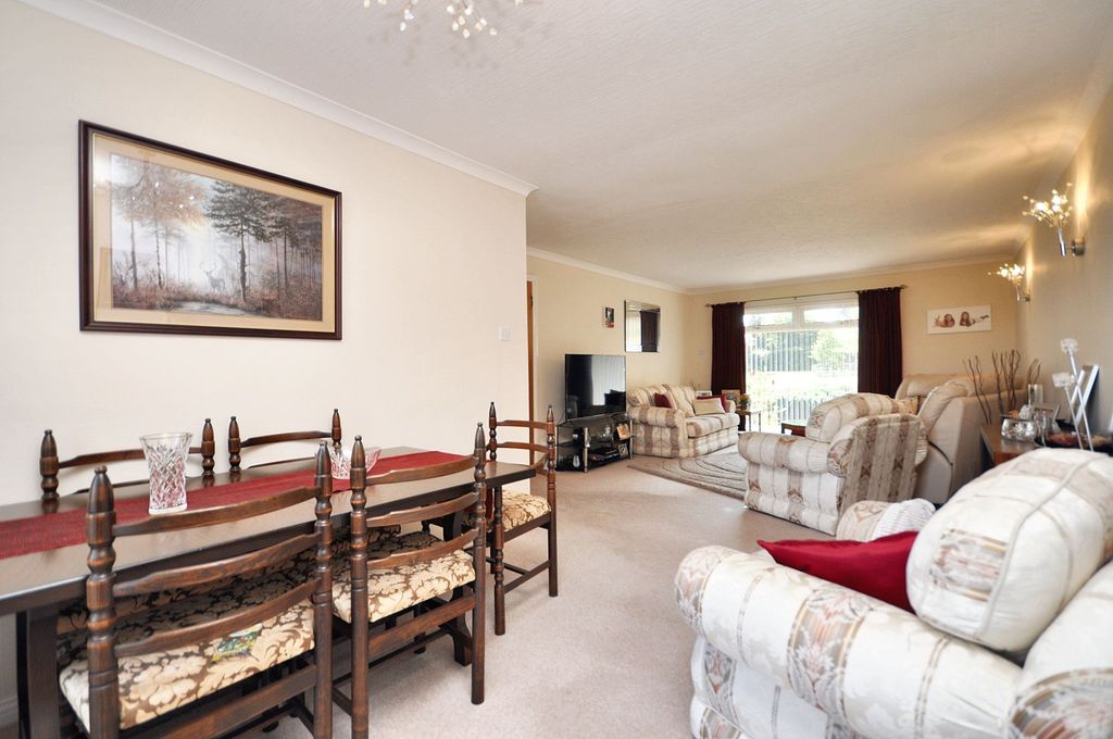 Property photo 3 of 30