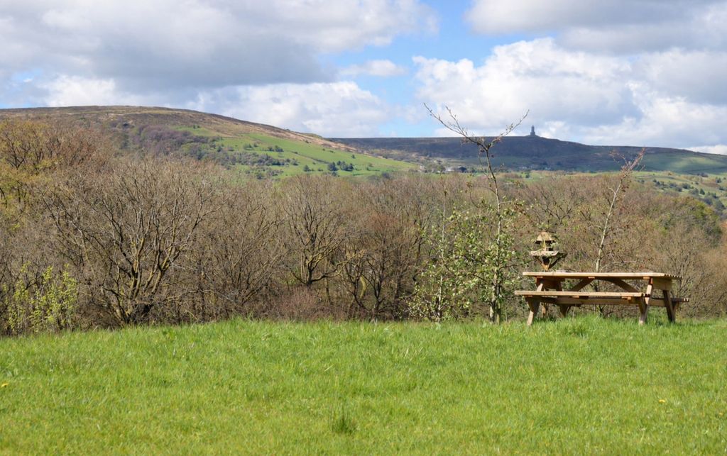 Property photo 2 of 20