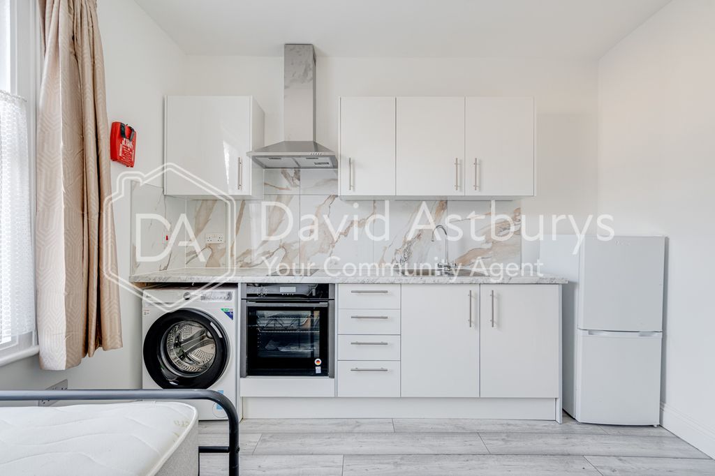 Property photo 3 of 6 20251117-Dsc09690Hdr