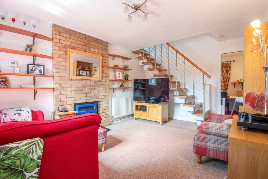 Property photo 2 of 13 Wimpole-05