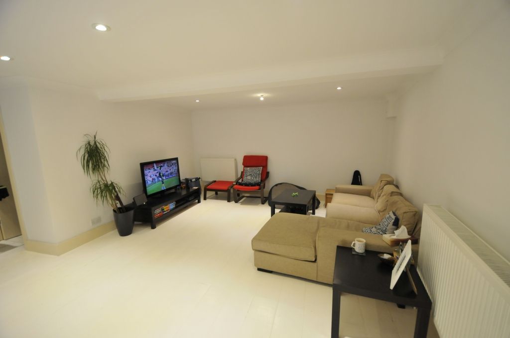 Property photo 2 of 6 Photo 2