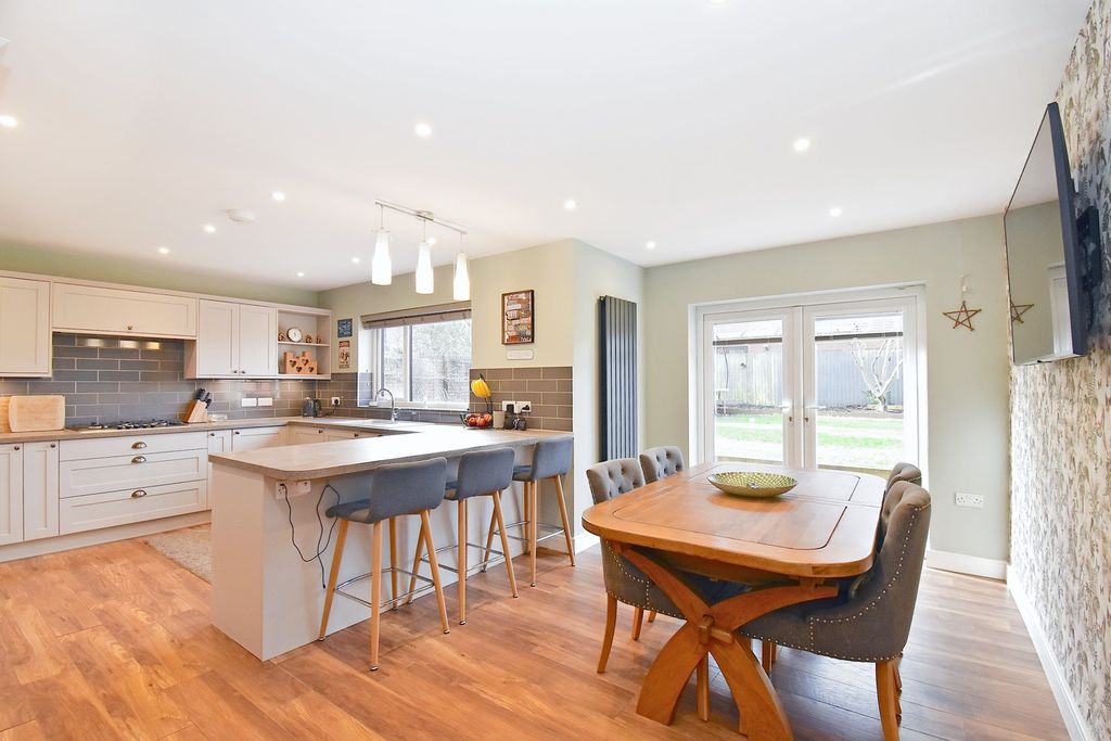 Property photo 2 of 33 Not Specified