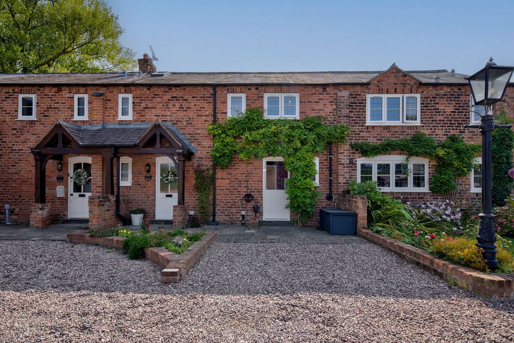 Property photo 1 of 37