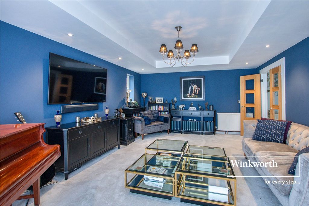 Additional image 10 of 4 bed bungalow for saleBeaufoys Avenue, Ferndown, Dorset BH22