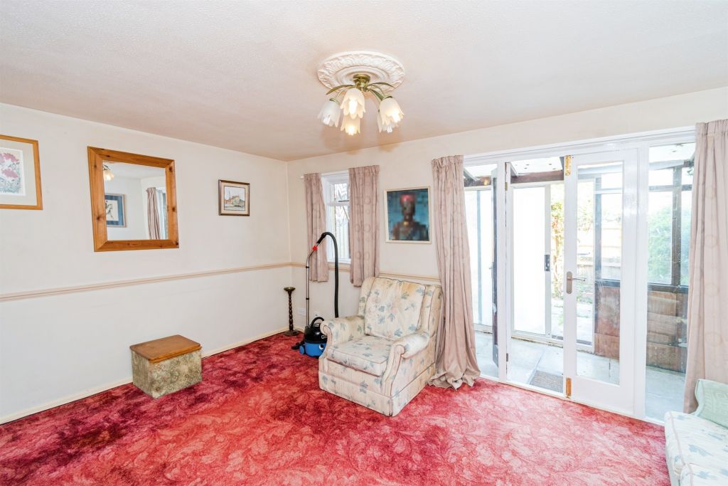 Property photo 3 of 17