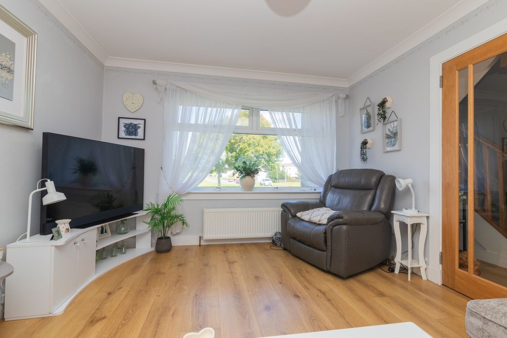 Property photo 3 of 30 23 Linnet Avenue L-3