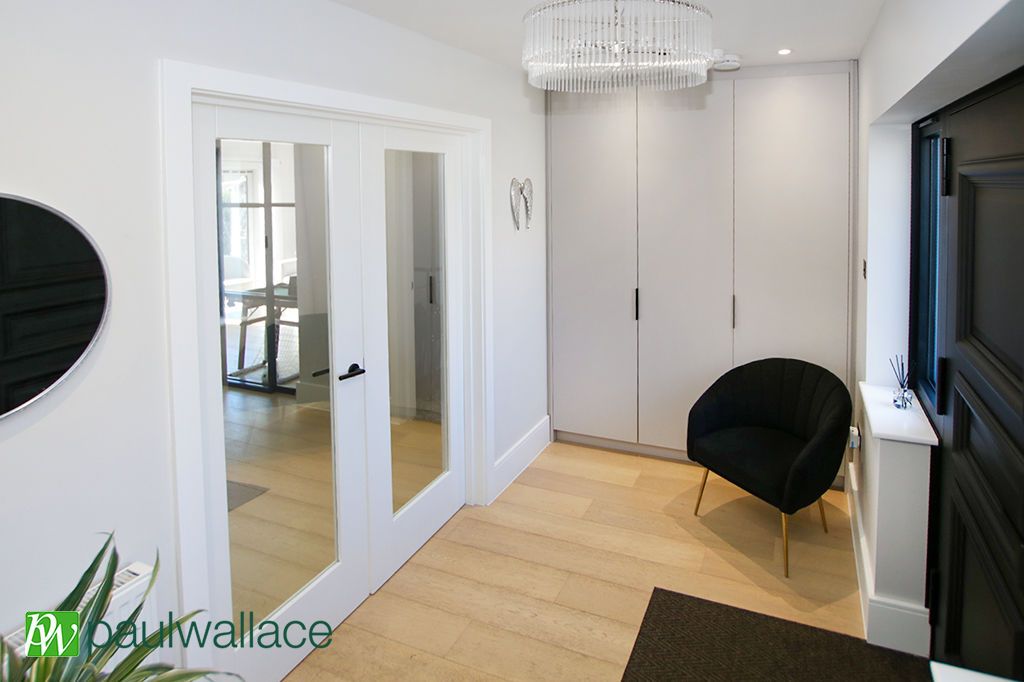 Property photo 3 of 38 Entrance