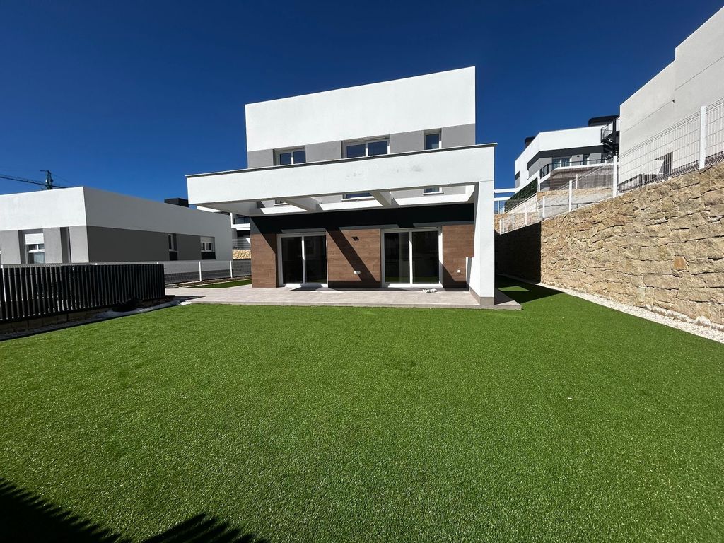 Property photo 1 of 29
