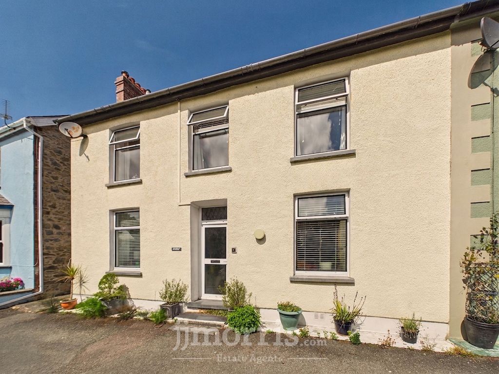 Property photo 1 of 48