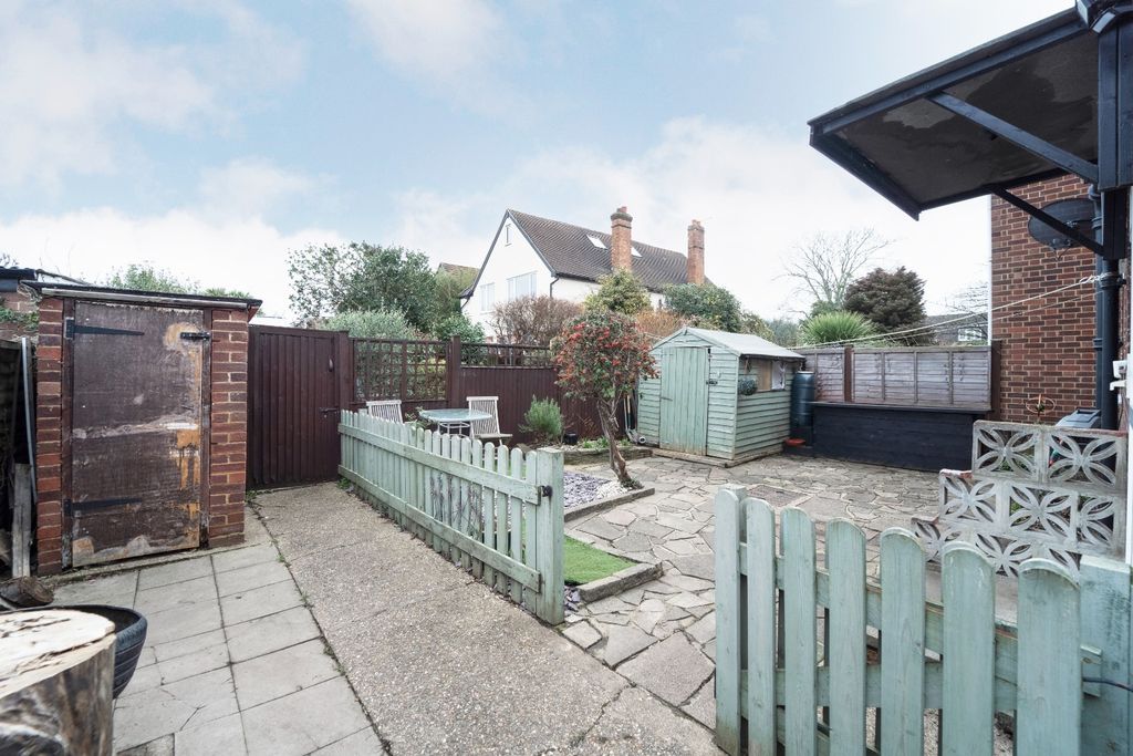 Property photo 2 of 14 1537662