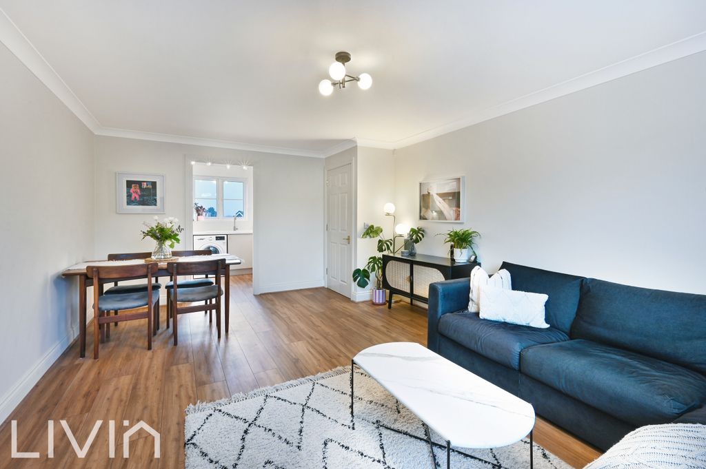 Property photo 2 of 9 Photo 2