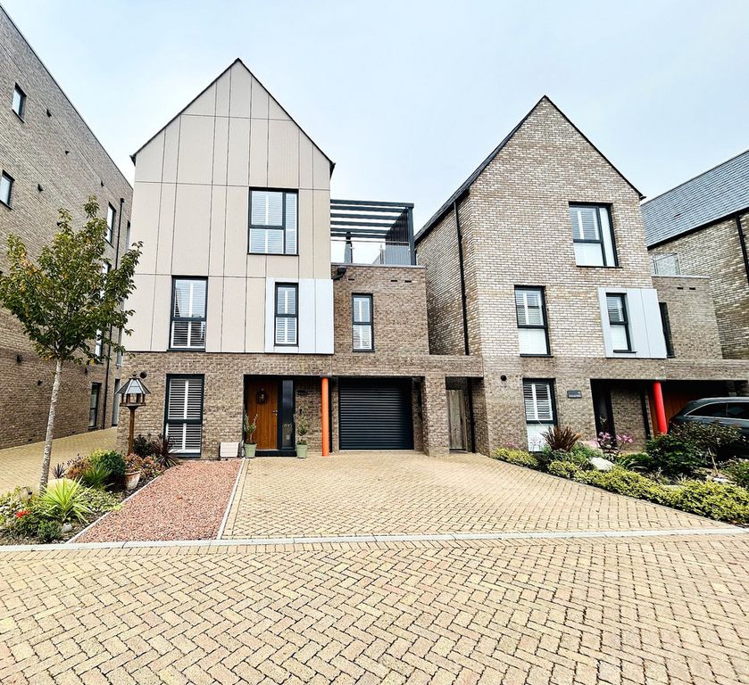 Property photo 1 of 36