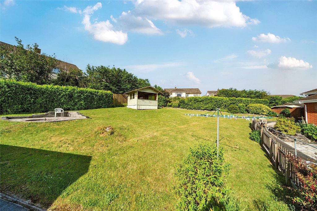 Property photo 3 of 34 Picture No. 39