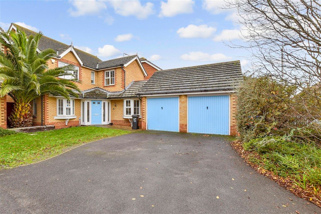 Property photo 1 of 11 External (Brochure)